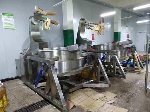 電磁自動(dòng)加熱鍋 電磁自動(dòng)加熱鍋